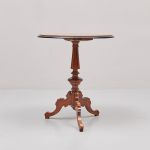 1047 9447 PEDESTAL TABLE